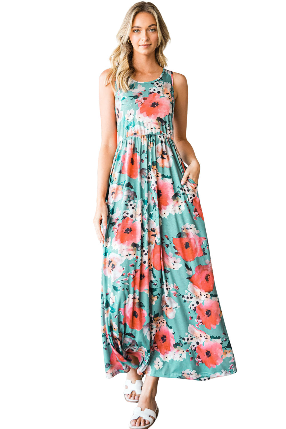 Green Floral Print Sleeveless Maxi Summer Tank DressMaterial:95%Polyester+5%Elastane
•A floral print dress that features a sleeveless design, a long maxi length, and a round neck for a sophisticated look.