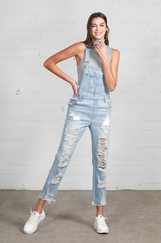 HEAVY DISTRESSED STRAIGHT FIT OVERALLHEAVY DISTRESSED STRAIGHT OVERALL100% COTTON(SIZE S)WAIST 29 1/2"HIP 39 1/2"FRONT RISE 12 1/2"LEG OPENING 13 1/2"INSEAM 26 1/2"*Model wears size S*MODELHEIGHT 5'10"W