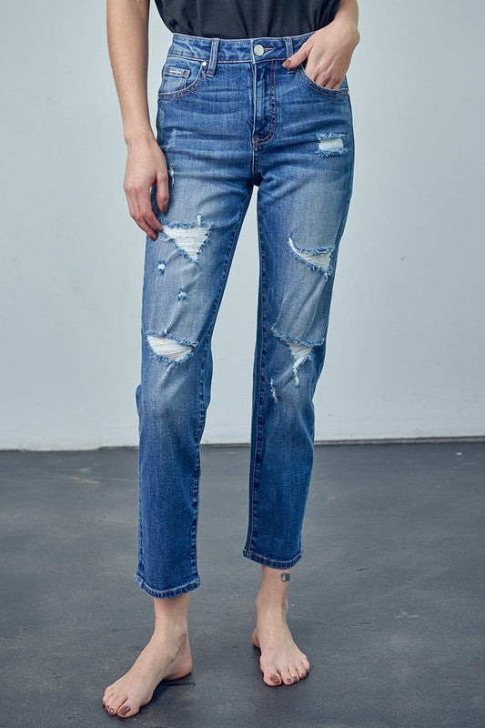 SLIM GIRLFRIEND JEANSSLIM GIRLFRIEND JEANS 98% COTTON, 2% SPANDEX(SIZE 3)WAIST 26"HIP 34 1/4"FRONT RISE 10"LEG OPENING 12 3/4"INSEAM 29"*Model wears size 3*MODELHEIGHT 5'9"WAIST 24"HIPS