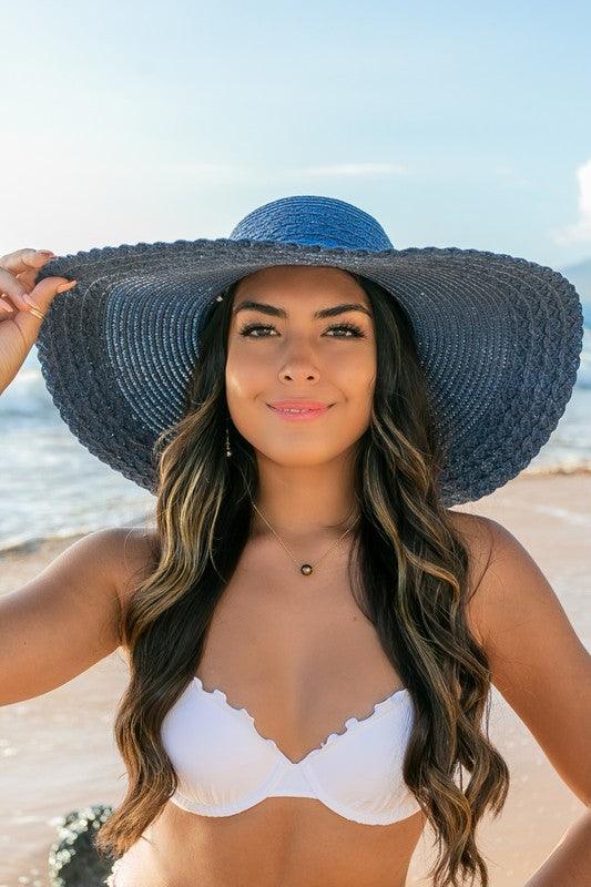 Scallop Edge Bow Accent SunhatScallop Edge Bow Accent Sunhat DetailsScallop edge designBurlap bow accentHat material: 100% strawBrim length: 5.5"Foldable & packableInside lining for all-day c