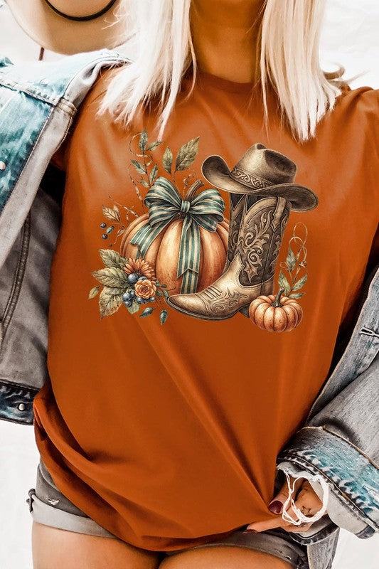 Howdy Pumpkin Western Fall Graphic TeeHowdy Pumpkin Western Fall Graphic Tee.Unisex Crew Neck Short Sleeve Tees.Crafted from premium materials, tailored to your lifestyle, ensuring a comfortable fit for