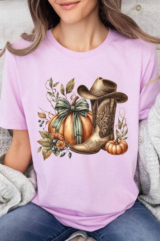 Howdy Pumpkin Western Fall Graphic TeeHowdy Pumpkin Western Fall Graphic Tee.Unisex Crew Neck Short Sleeve Tees.Crafted from premium materials, tailored to your lifestyle, ensuring a comfortable fit for