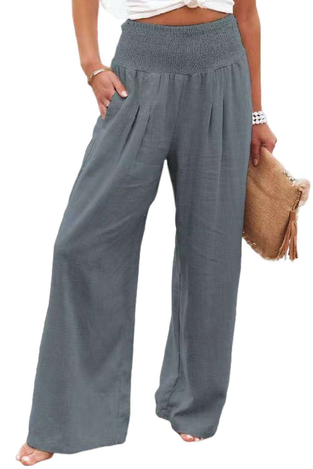 Black Smocked Wide Waistband High Waist Wide Leg PantsMaterial:65%COTTON+35%POLYESTER
Flattering smocked waistband cinches at the
waist for a lovely silhouette
High waist design elongates legs for a
st