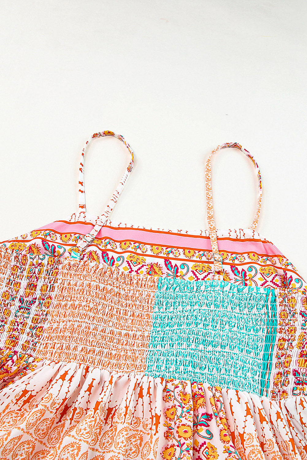 Multicolor Boho Patchwork Print Square Neck SundressMaterial:100%Polyester
Bohemian-inspired sundress with a colorful patchwork print and square neckline.
Flowy and comfortable midi dress with a loose