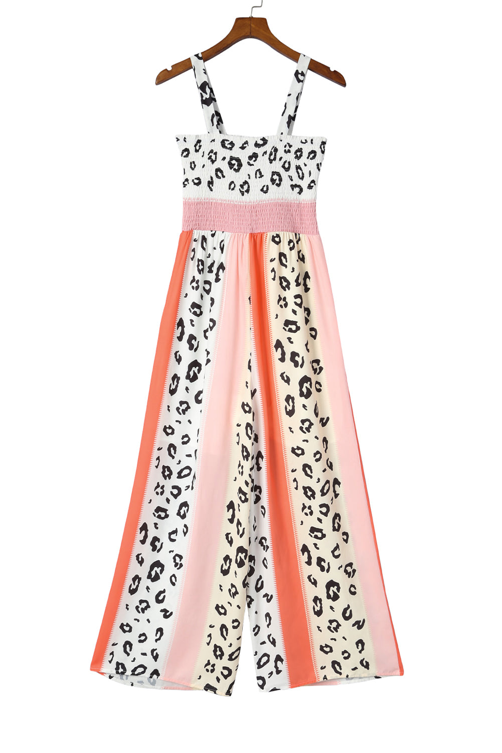 Pink Leopard Color Block Patchwork Strap JumpsuitMaterial:100%Polyester
The pink leopard color block mix print design creates a trendy and playful look, perfect for making a fashion statement.
The