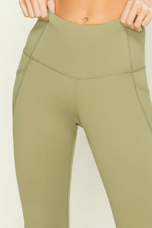 Out 'n About High Waist LeggingsElevate your mornings with our Out 'n About High Waist Leggings! These chic leggings are designed to give you a polished look that will turn heads. Featuring a high