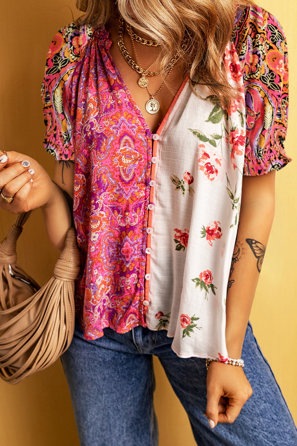 Multicolor Boho Floral Patchwork Frill Neck Short Sleeve BlouseMaterial:100%Viscose



		This blouse is designed with a frill neck and short sleeves, creating a feminine and playful look that is perfect for both casual and dre