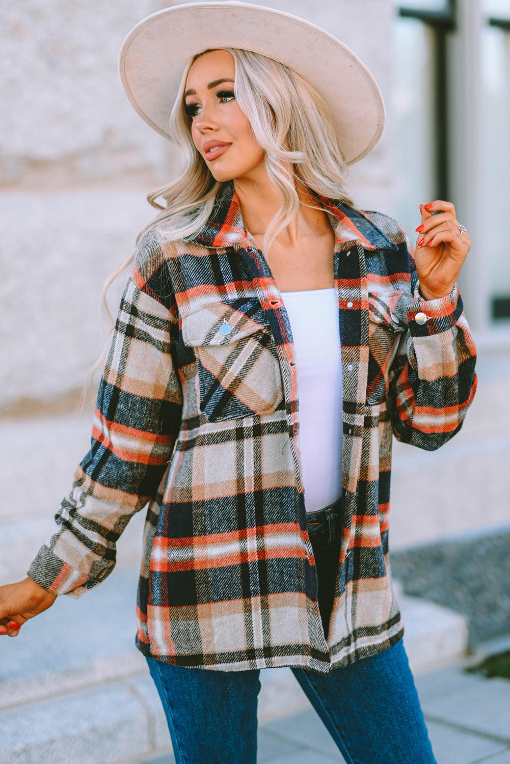 Khaki Plaid Print Casual Button Up Pocket ShacketMaterial:100%Polyester



		Sweet yet rugged plaid details adorn this cozy shirt
	
	
		Designed with a button front, long sleeves, large front pockets &amp; an 