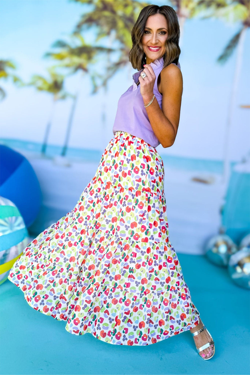 Pink Bohemian Abstract Print Tiered Maxi SkirtMaterial:100%Polyester

• Embrace bohemian vibes with our maxi skirt, perfect for adding a touch of whimsy to your summer wardrobe.
• The intricate abstract print 