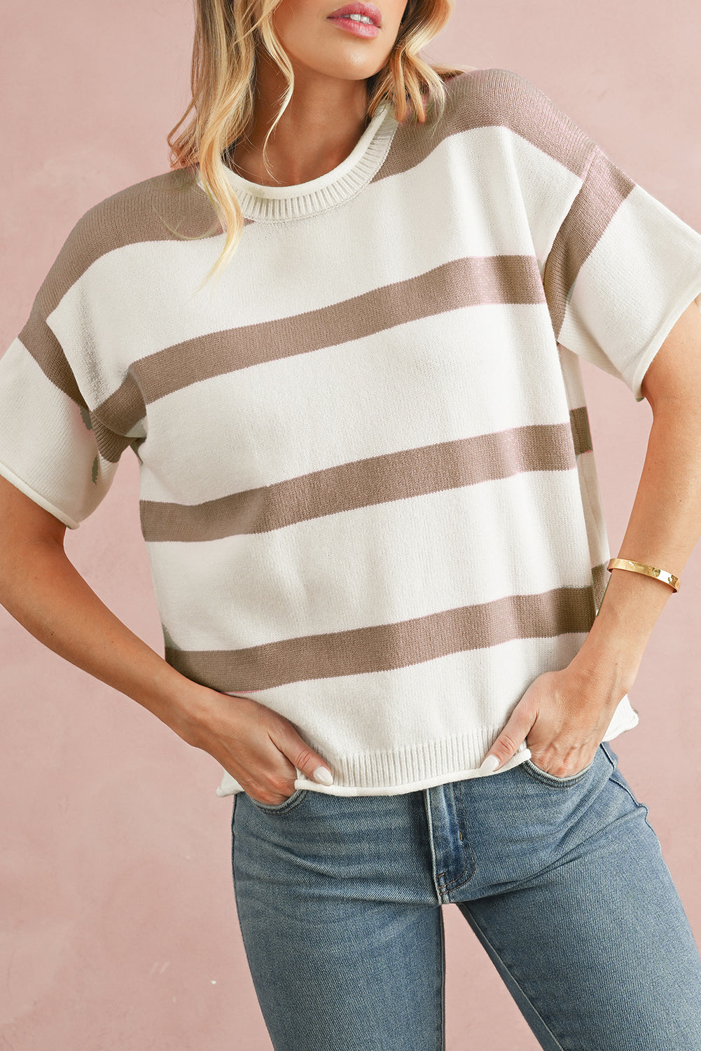 Khaki Striped Drop Shoulder Knitted TopMaterial:50%Viscose+28%Polyester+22%Polyamide

• Effortlessly stylish and comfortable, this striped top blends a casual vibe with a touch of sophistication, perfect