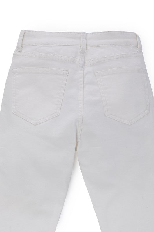 White skinny jeans- White skinny jeans- Pattern type : solid- Stretch : no stretch- Sheer : not lined, but not sheer - Care instruction : machine wash cold, only non-chlorine bleach w