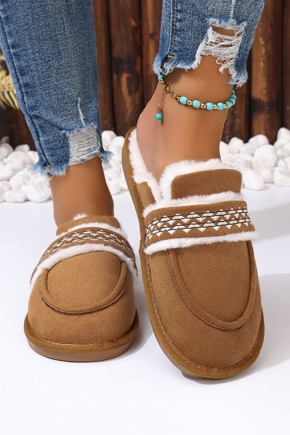 Chestnut Suede Wavy Striped Plush Lined Home SlippersThe plush lining ensures ultimate comfort and warmth during chilly evenings.
	
	
		Slip-on style for convenience and ease of wear, perfect for lounging around the