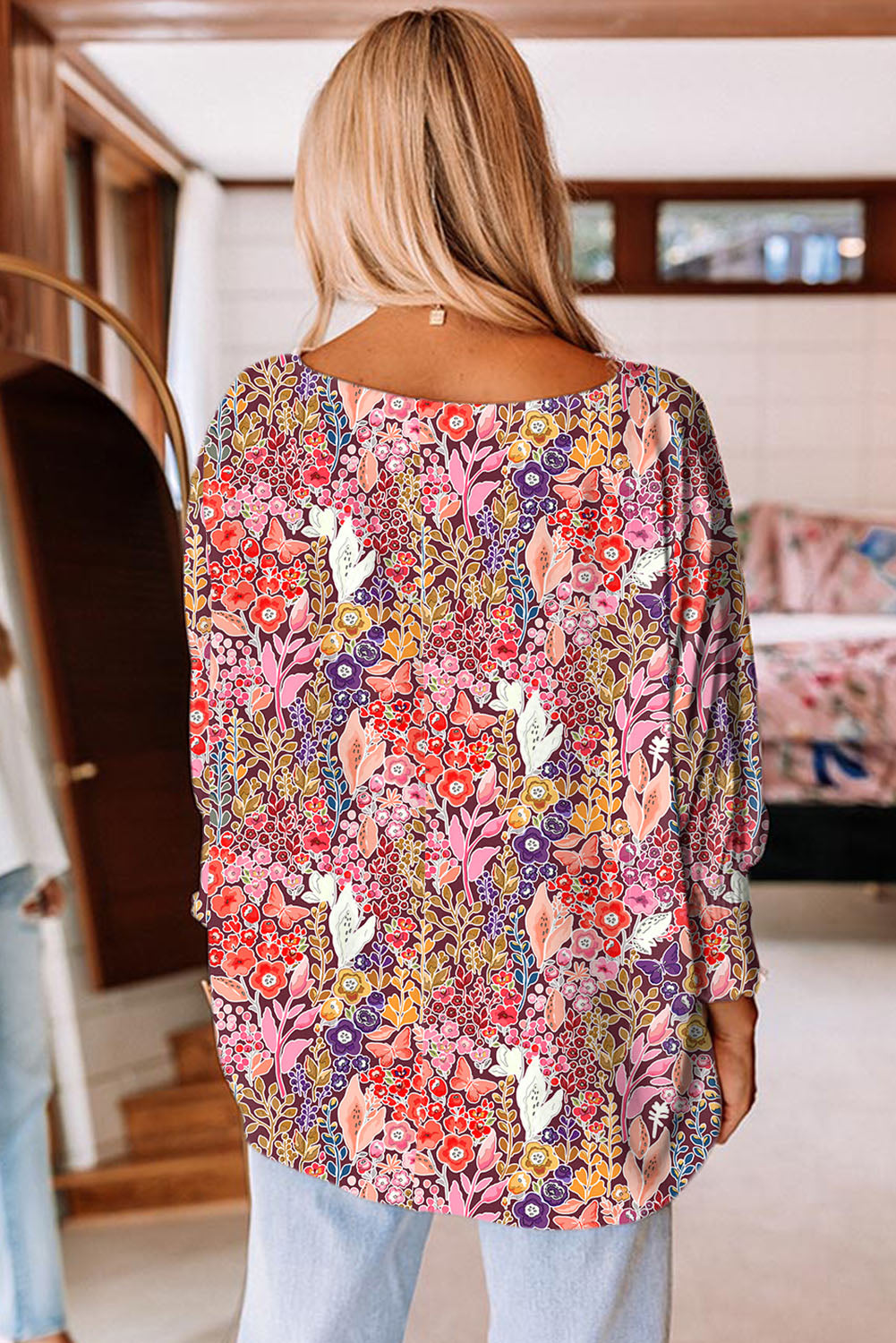 Multicolor Floral Print 3/4 Sleeve Boat Neck TopMaterial:100%Polyester



		Featuring a classic boat neck and flattering 3/4 sleeves, this top is the perfect addition to your wardrobe. 
	
	
		The boat neck an