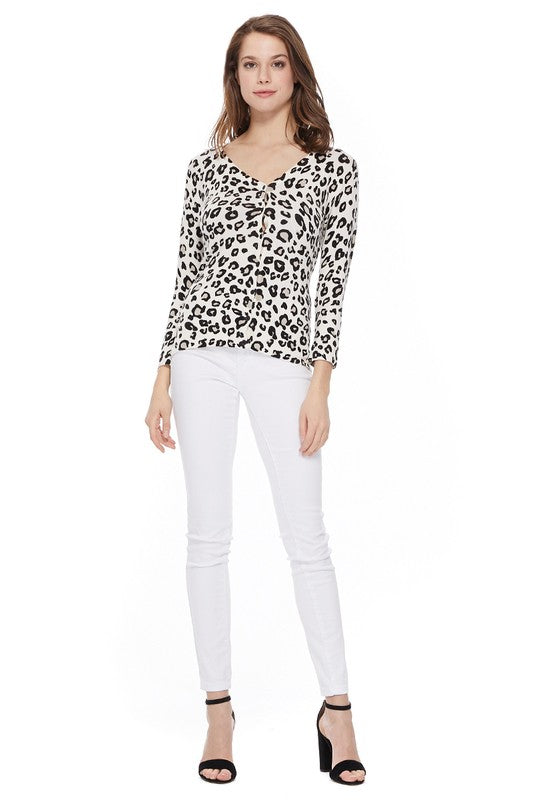 Leopard Print V Neck 12gg Sweater Cardigan- 22"-23" Length, 3/4 Sleeves, Button Down, Basic, Casual, Daily, V-Neck Knit Cardigan Sweater.- High Quality Spandex Knit Cardigan Top Fits Well For Any Occasion.- 