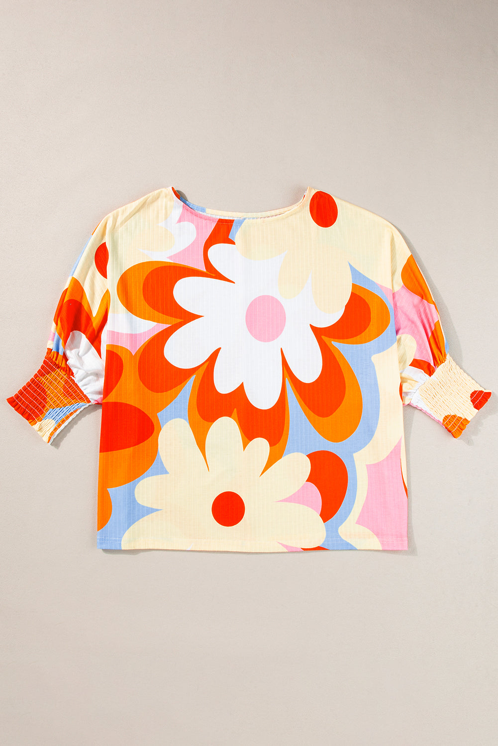 Yellow Colorful Floral Print Ribbed Dolman BlouseMaterial:95%Polyester+5%Elastane

• Radiate sunny vibes in this blouse, blending a playful floral pattern with a vibrant hue.
• The dolman sleeves offer a relaxed 