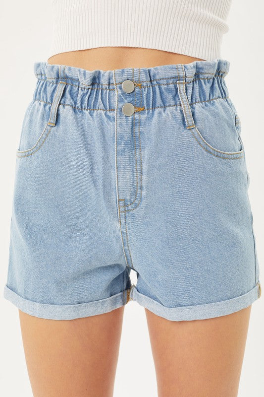 Double Buttoned Waistband Denim ShortsThe Double Buttoned Waistband Denim Shorts are a stylish and comfortable addition to your wardrobe. Featuring a unique double-button closure and a charming ruffled w