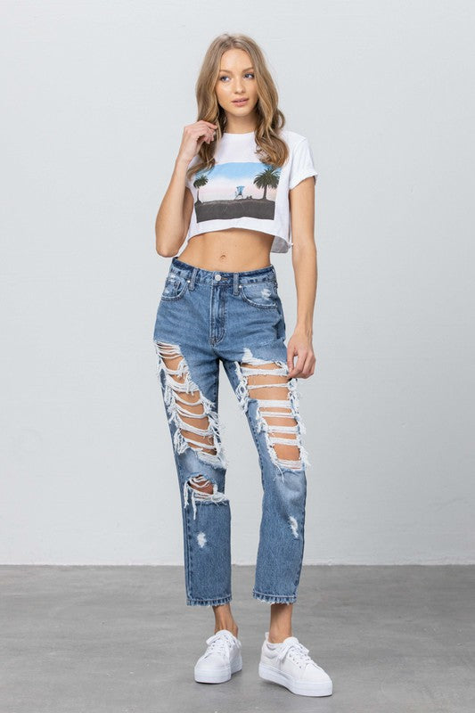 HIGH RISE MOM JEANSHIGH RISE MOM JEANS 100% COTTON(SIZE 3)WAIST 28"HIP 38 1/4"FRONT RISE 11"LEG OPENING 13 1/4"INSEAM 27"*Model wears size 3*MODELHEIGHT 5'9"WAIST 24"HIPS 35"BUST 34"SI