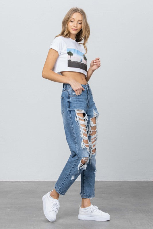 HIGH RISE MOM JEANSHIGH RISE MOM JEANS 100% COTTON(SIZE 3)WAIST 28"HIP 38 1/4"FRONT RISE 11"LEG OPENING 13 1/4"INSEAM 27"*Model wears size 3*MODELHEIGHT 5'9"WAIST 24"HIPS 35"BUST 34"SI