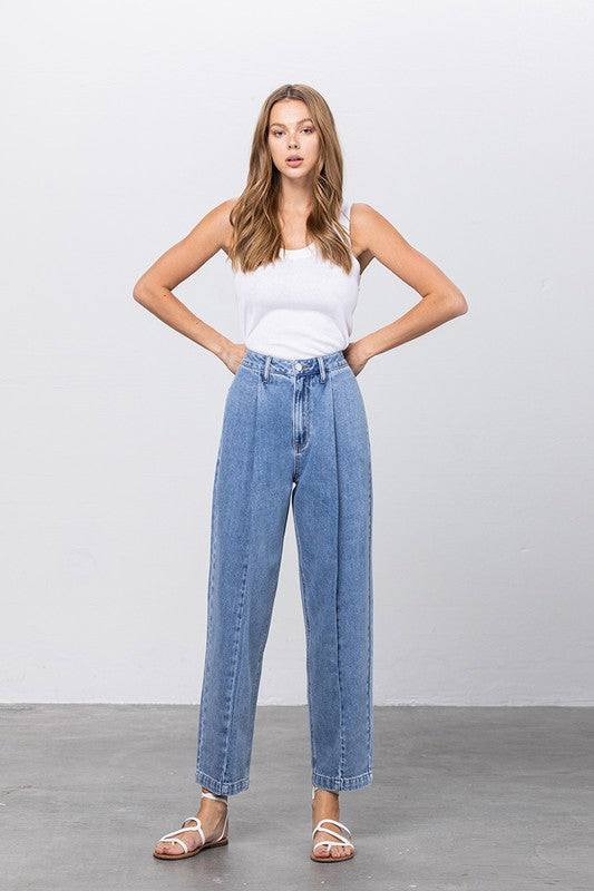 HI-WAIST SLOUCH JEANSHI-WAIST SLOUCH JEANSINSANE GENE PREMIUM DENIM Insane Gene product is a premium grade denim that is designed by world-class Insane Gene designers and manufactured wi