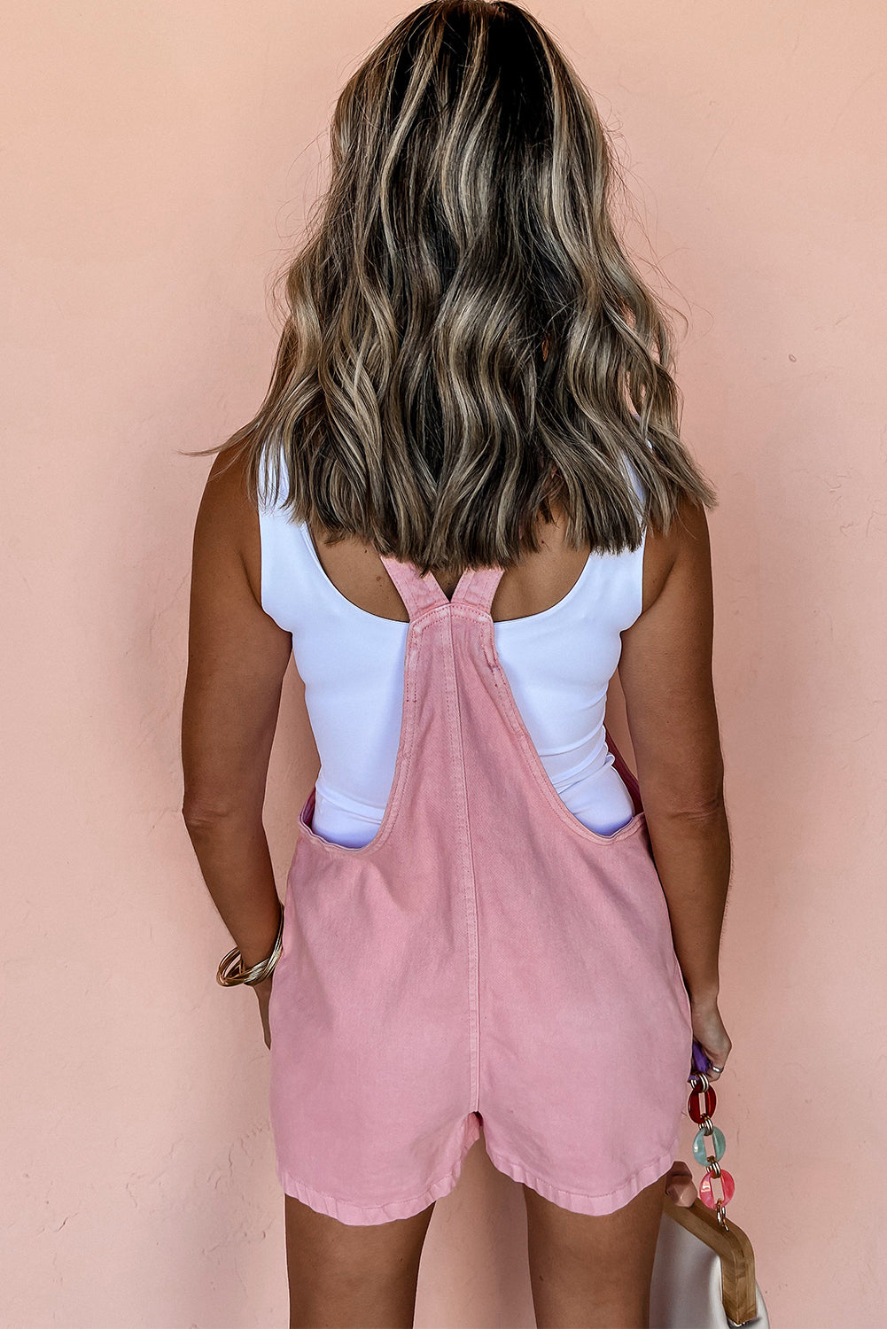 Pink Knot Straps Denim RomperMaterial:71.5%Cotton+25%Polyester+2%Viscose+1.5%Elastane

• Embrace effortless style with our romper, a perfect fusion of comfort and chic. 
• Stay on-trend with t