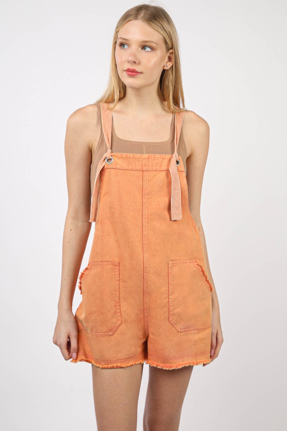 VERY J Washed Frayed Hem Denim OverallThis a trendy Washed Cotton Denim Casual Romper Overall that is not only stylish but also sustainable, perfect for vintage fashion lovers. This comfy sleeveless romp