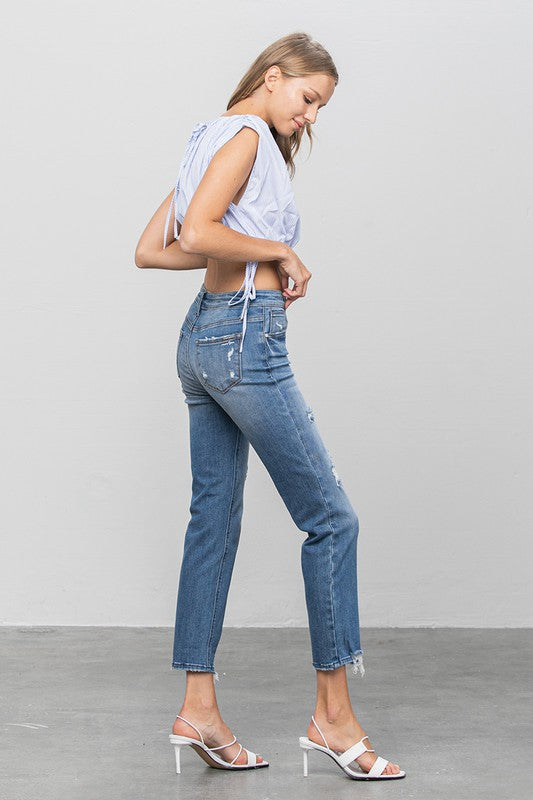 MID RISE SLIM GIRLFRIEND JEANSMID-RISE SLIM GIRLFRIEND JEANS 69.5% COTTON, 27% POLYESTER, 3.5% SPANDEX(SIZE 3)WAIST 25 1/2"HIP 32 1/2"FRONT RISE 9 1/2"LEG OPENING 12"INSEAM 27 1/2"*Model wears si