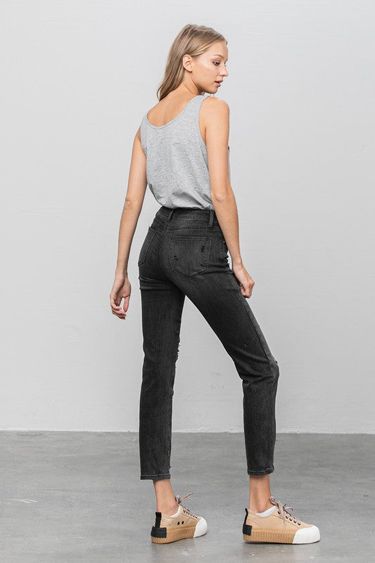 MID-RISE ANKLE STRAIGHT JEANSMID-RISE ANKLE STRAIGHT JEANS 49% COTTON, 29% POLYESTER, 21% RAYON, 1% SPANDEX(SIZE 3)WAIST 24 1/2"HIP 32 1/2"FRONT RISE 9 1/2"LEG OPENING 12 1/4"INSEAM 27 1/2"*Mode