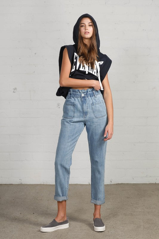 HIGH WAIST ELASTIC-BANDED SLOUCH JEANSHIGH WAIST ELASTIC-BANDED SLOUCH JEANS100% COTTON(SIZE S)WAIST 24 1/2"HIP 40"FRONT RISE 12 1/2"LEG OPENING 13 1/4"INSEAM 29"*Model wears size S*MODELHEIGHT 5'9"WAIST