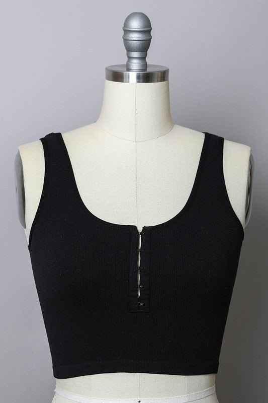 Ribbed Hook Eye BramiImmediate ShippingSizes :XS/S : 32A, 32B, 32C, 34A, 34BM/L : 32D, 34C, 36B, 36C, 38B
Style: Casual
Print / Pattern: Ribbed
Neck Line: Scoop
Sleeve: Sleeveless
Length