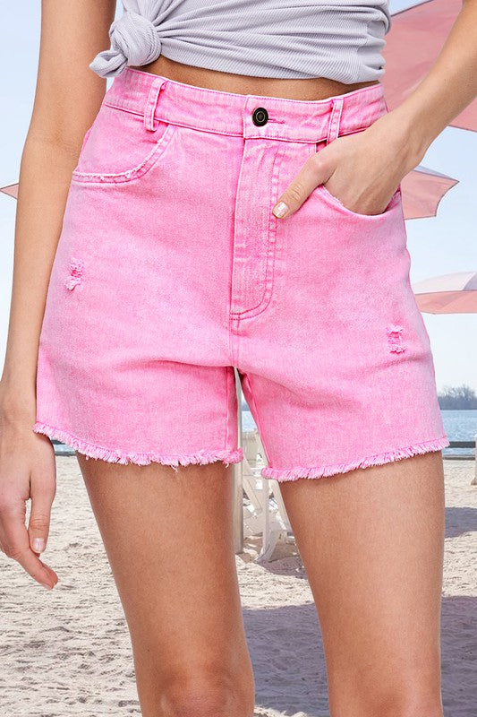 CASUAL WASHED STYLE DENIM SHORTS WITH POCKETSCasual washed-style denim shorts with pockets and slit detail on side. Easy to wear with any kinds of top.*Actual colors may vary slightly due to product finishes ov