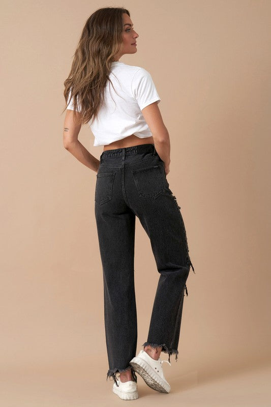 FLIPPED WAIST STRAIGHT JEANSFLIPPED WAIST STRAIGHT JEANSModel is wearing size 3/25, Height 5'8Waist - 28 1/2Hip - 38 1/4Front Rise - 10 1/4Leg Opening - 17Inseam - 27
Style: Casual 
Print / Pat