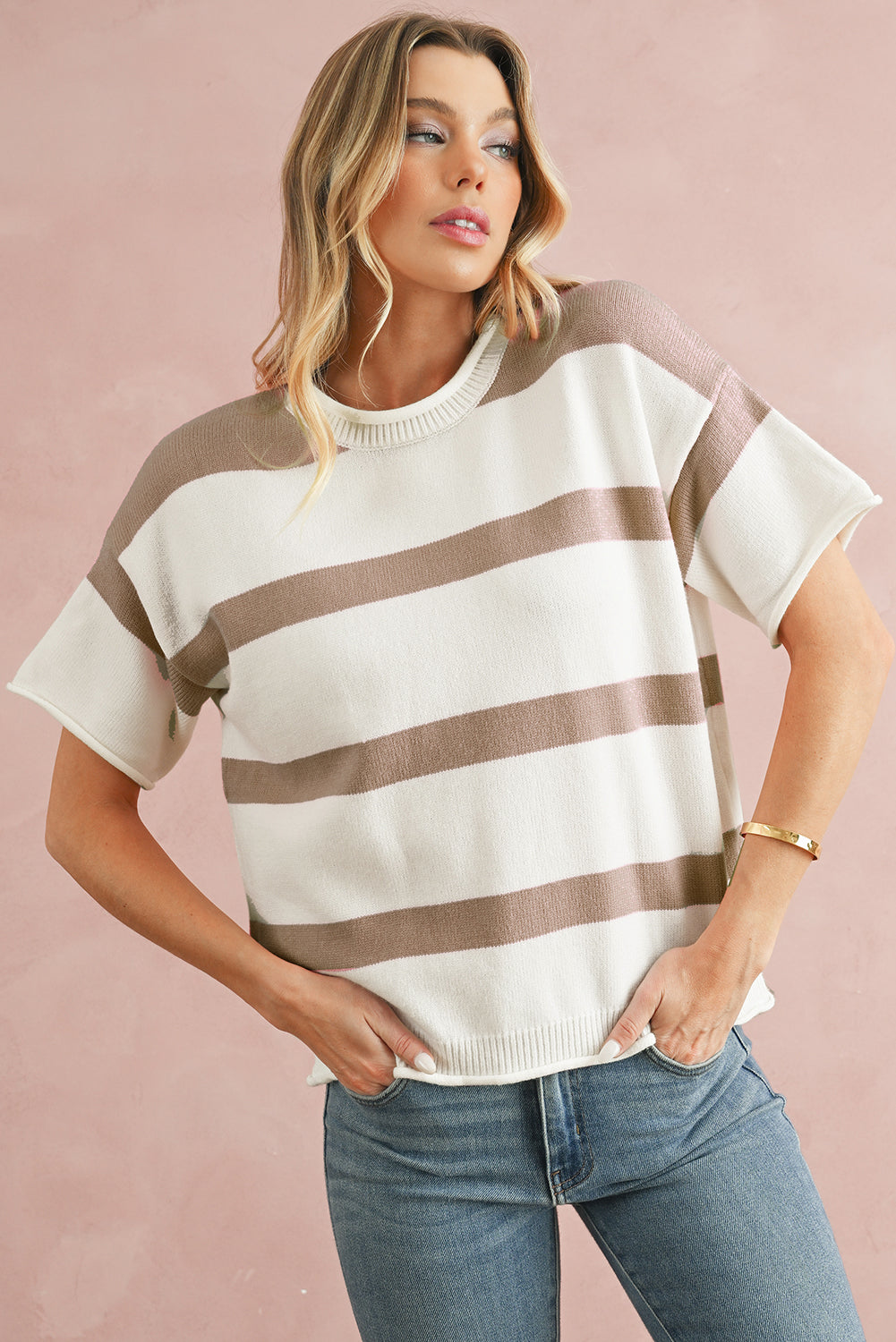 Khaki Striped Drop Shoulder Knitted TopMaterial:50%Viscose+28%Polyester+22%Polyamide

• Effortlessly stylish and comfortable, this striped top blends a casual vibe with a touch of sophistication, perfect