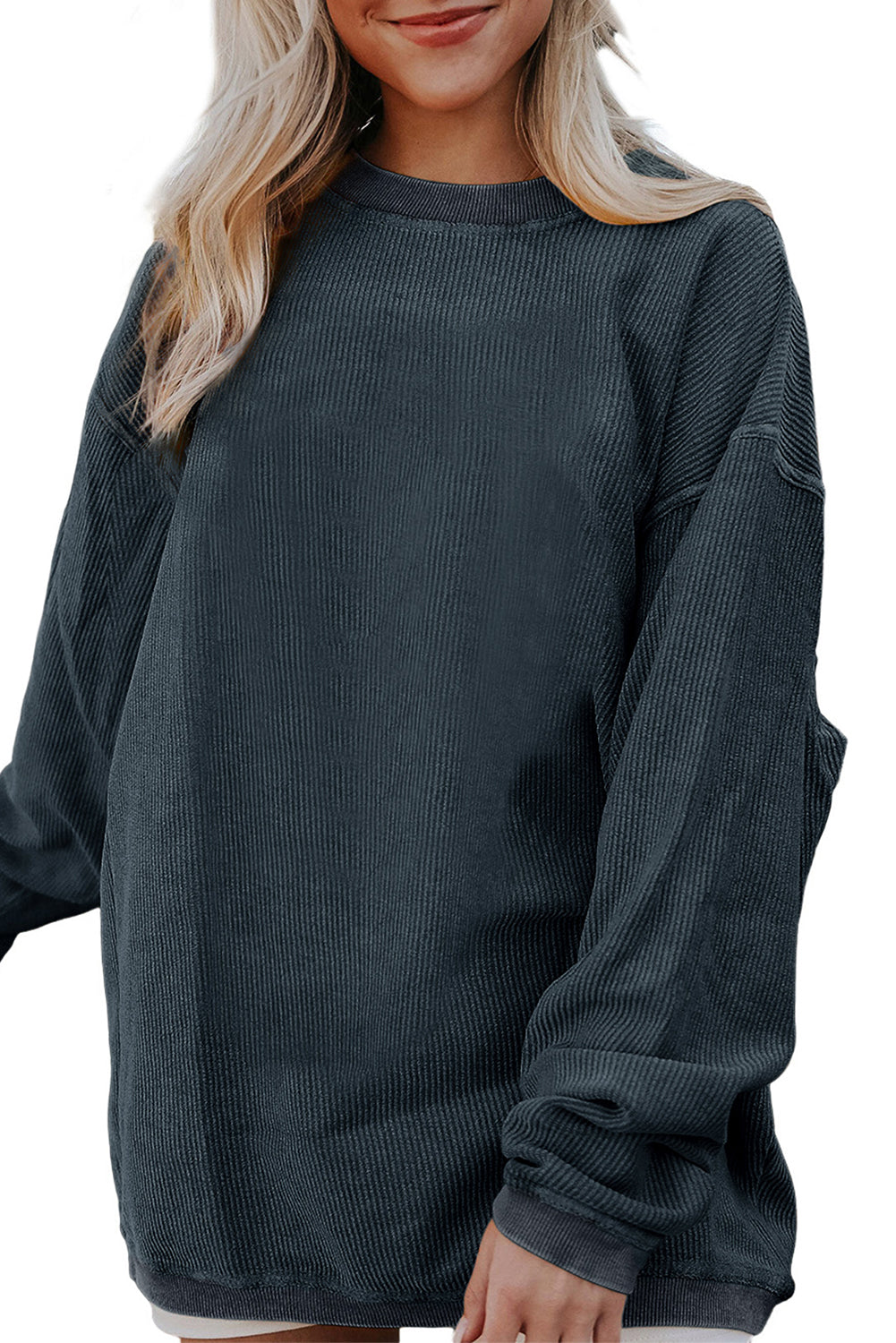 Dark Blue Plain Drop Sleeve Crinkle Rib Oversized SweatshirtMaterial:100%Polyester

• Effortlessly stylish, this dark blue oversized sweatshirt exudes a laid-back vibe perfect for casual outings. 
• Crafted from high-qualit