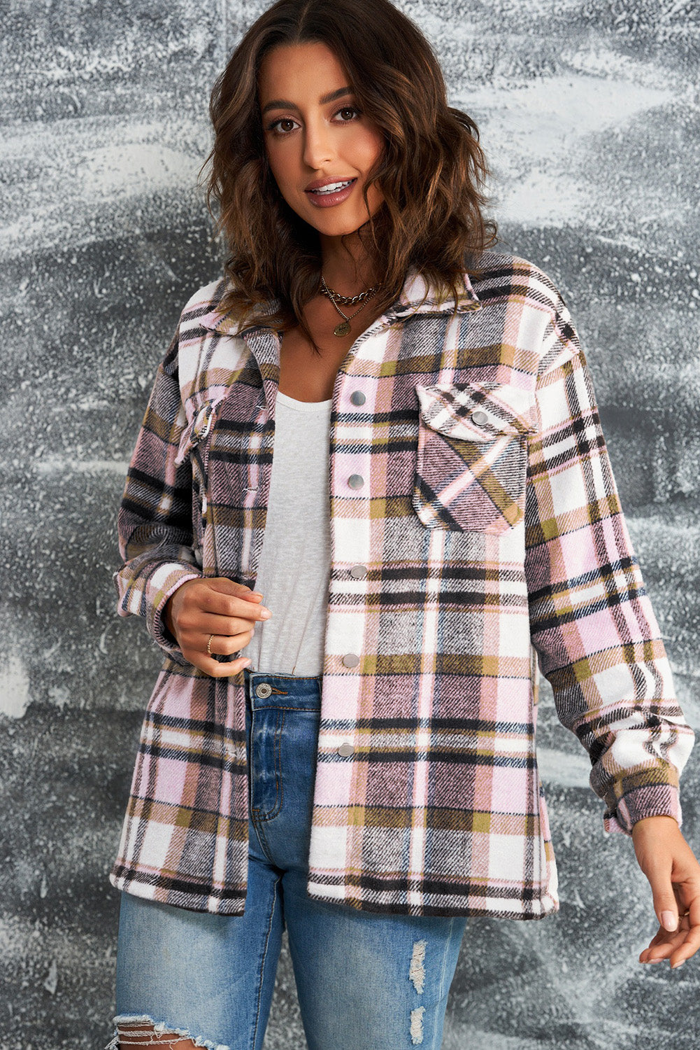 Khaki Plaid Print Casual Button Up Pocket ShacketMaterial:100%Polyester



		Sweet yet rugged plaid details adorn this cozy shirt
	
	
		Designed with a button front, long sleeves, large front pockets &amp; an 