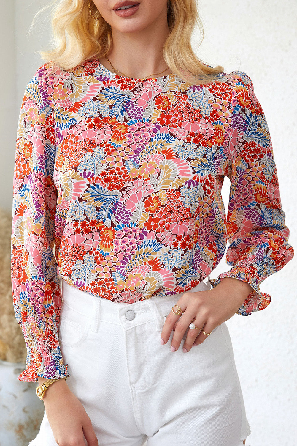 Multicolor Floral Print Smocked Cuffs Long Sleeve BlouseMaterial:100%Polyester


	

			The Floral Print Smocked Cuffs Long Sleeve Blouse is a feminine and elegant addition to any wardrobe. Its delicate floral print and