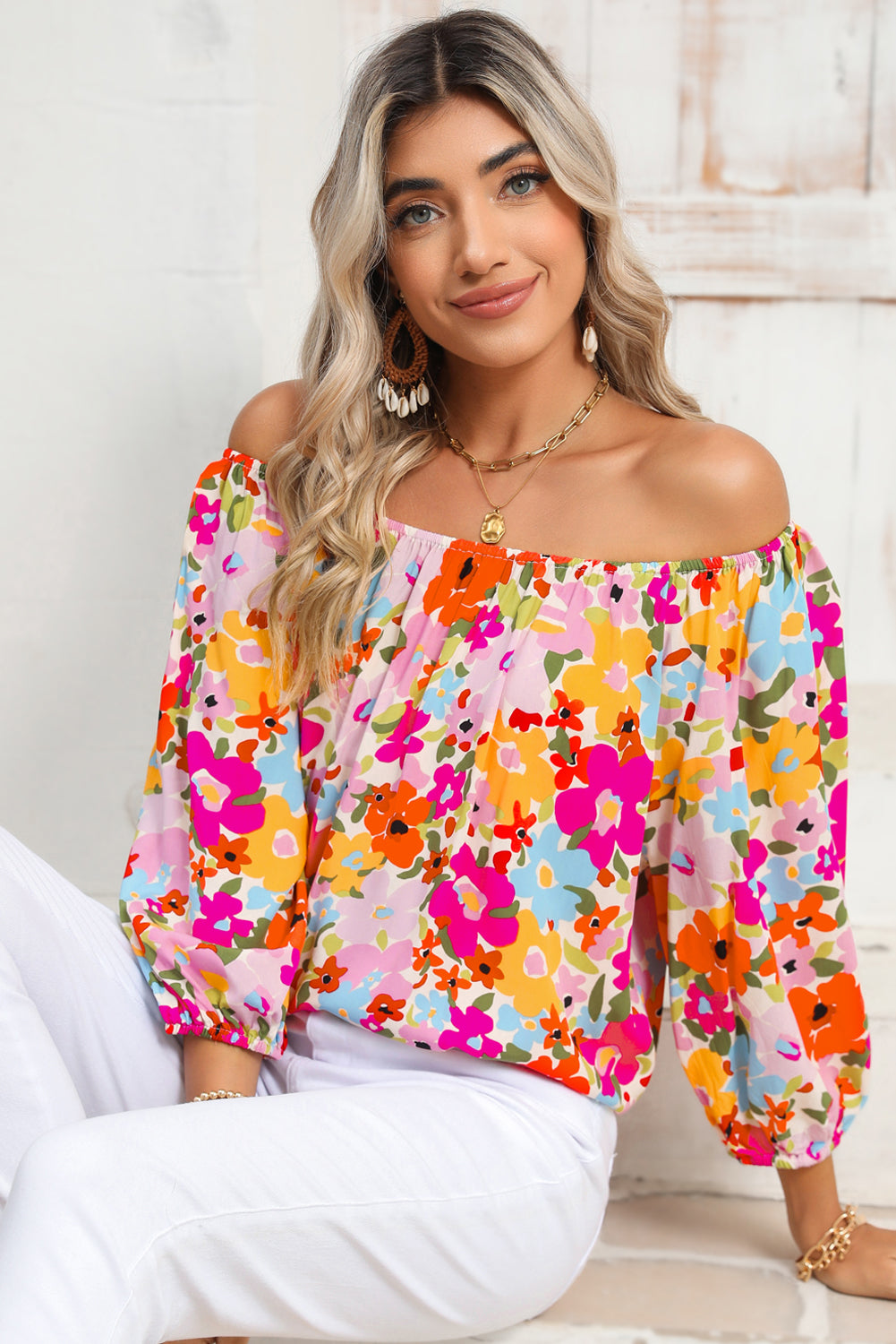 Red 60s Floral Print Puff Sleeve Pleated Elastic Neckline BlouseMaterial:100%Viscose



		This loose blouse allows for ease of movement and makes it a versatile piece
	
	
		The floral print is perfect for adding a pop of pri