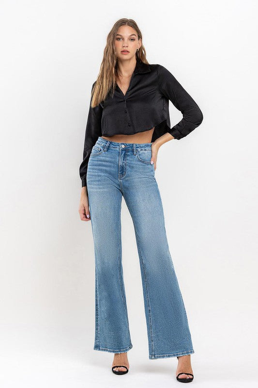 High Rise Wide Leg JeansIntroducing our High Rise Wide Leg Jeans, the epitome of comfort and style for your wardrobe. Crafted from comfortable stretch denim, these jeans offer a flexible an