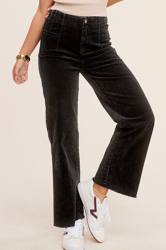 Candice PantsOur top rated mineral washed corduroy jeans in a soft fabrication. These essential jeans from our pants collection are the perfect wear-everywhere pair. Dart detail 