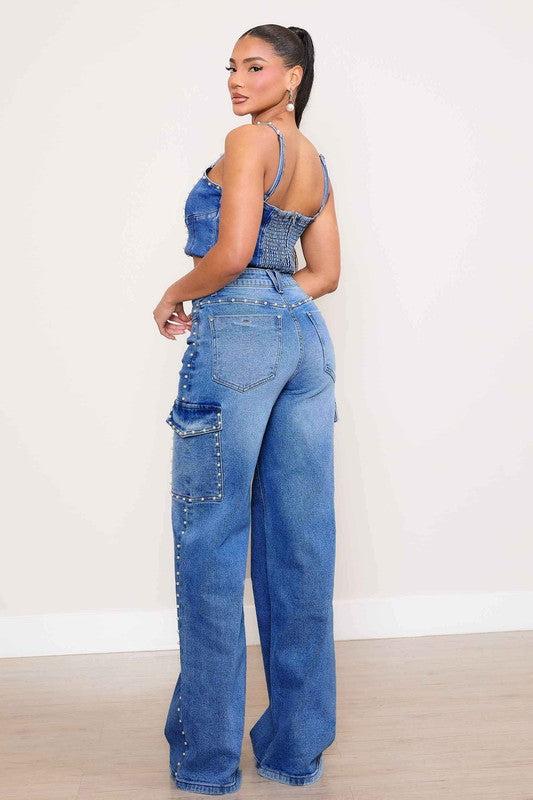 Pearl High-Rise Wide Leg Cargo JeansElevate your denim collection with our Pearl High-Rise Wide Leg Cargo Jeans. These jeans combine classic style with modern utility details for a chic and functional 