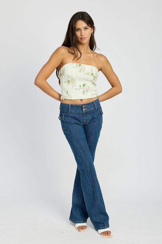 FLORAL TUBE TOPSIZE &amp; FIT :MODEL WEARS SIZE SMALLMODEL'S HEIGHT 5'9Made In: IMPORTEDFabric Contents: 100% POLYESTERLINING: 100% POLYESTER