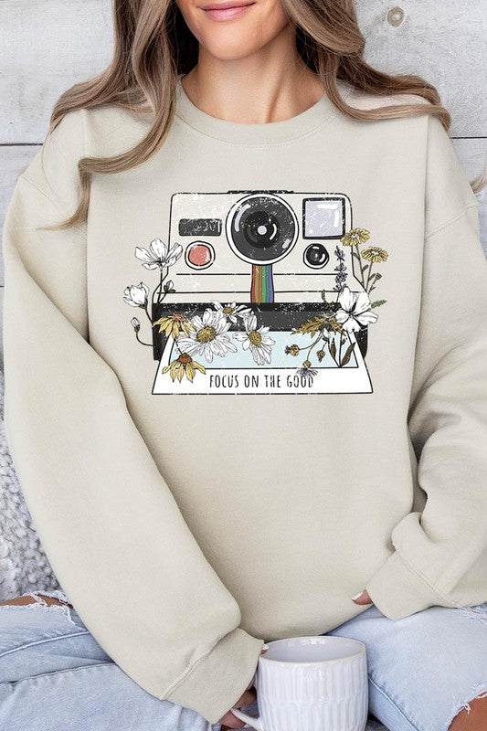 Focus On The Good Graphic Fleece SweatshirtsFocus On The Good Motivation Graphic Fleece Sweatshirts.Unisex Crew Neck Long Sleeve Sweaters Knits.Crafted from premium materials, tailored to your lifestyle, ensur