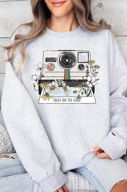 Focus On The Good Graphic Fleece SweatshirtsFocus On The Good Motivation Graphic Fleece Sweatshirts.Unisex Crew Neck Long Sleeve Sweaters Knits.Crafted from premium materials, tailored to your lifestyle, ensur