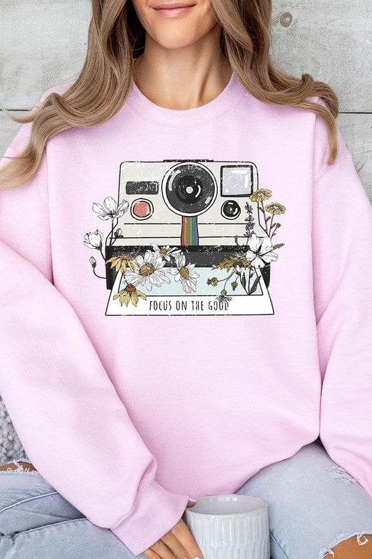 Focus On The Good Graphic Fleece SweatshirtsFocus On The Good Motivation Graphic Fleece Sweatshirts.Unisex Crew Neck Long Sleeve Sweaters Knits.Crafted from premium materials, tailored to your lifestyle, ensur