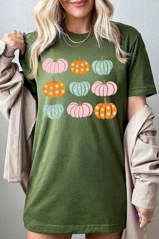 Cute Groovy Pumpkins  Graphic TeeCute Groovy Pumpkins Graphic Tee.Unisex Crew Neck Short Sleeve Tees.Crafted from premium materials, tailored to your lifestyle, ensuring a comfortable fit for any oc