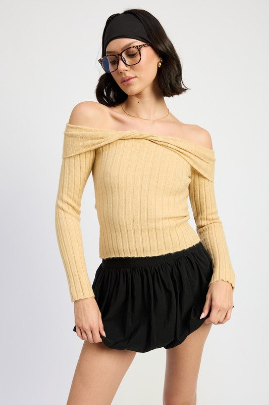 OFF SHOULDER SWEATER TOP