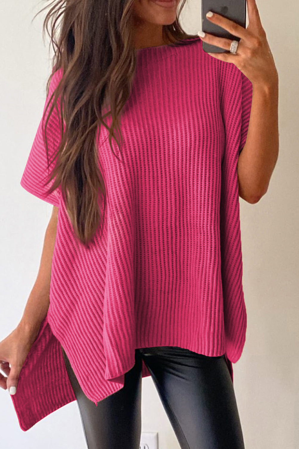 Apricot Side Slit Short Sleeve Oversized SweaterMaterial:55%Acrylic+45%Cotton



		The sweater is a comfortable and chic addition to your wardrobe. Made from breathable, lightweight, and stretchy knitted fabric,