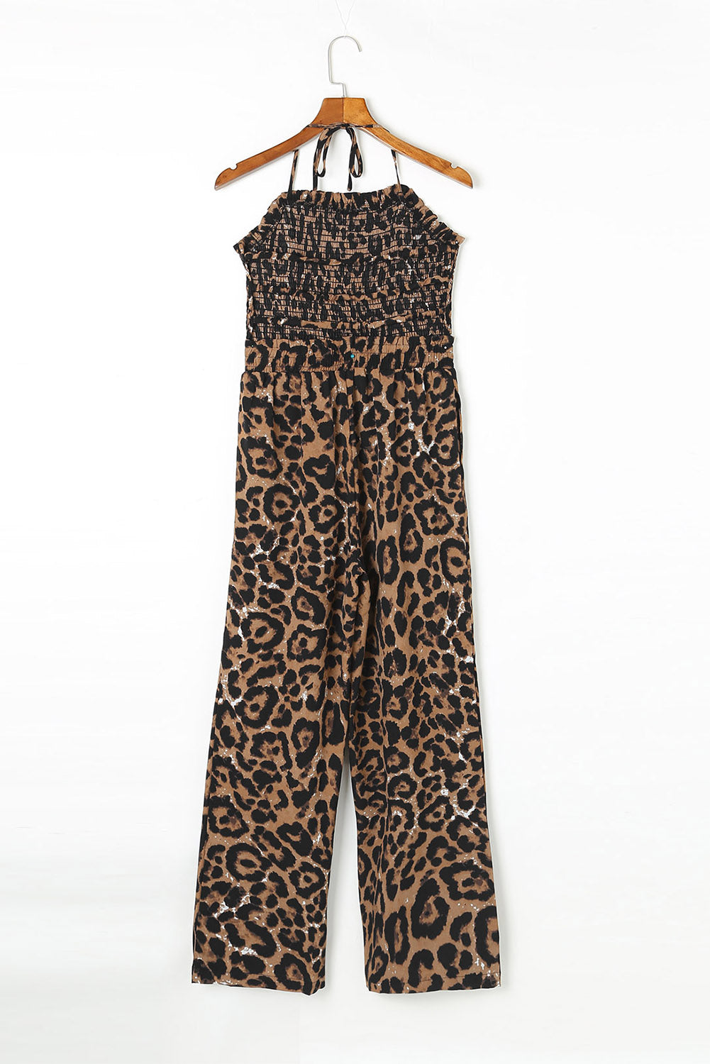 Cheetah Print Sexy Halter Backless Wide Leg JumpsuitMaterial:100%Polyester



		This leopard jumpsuit
is very sexy with a halter neck and sleeveless silhouette
	
	
		Smocked bust is chic
and elastic, cozy when 