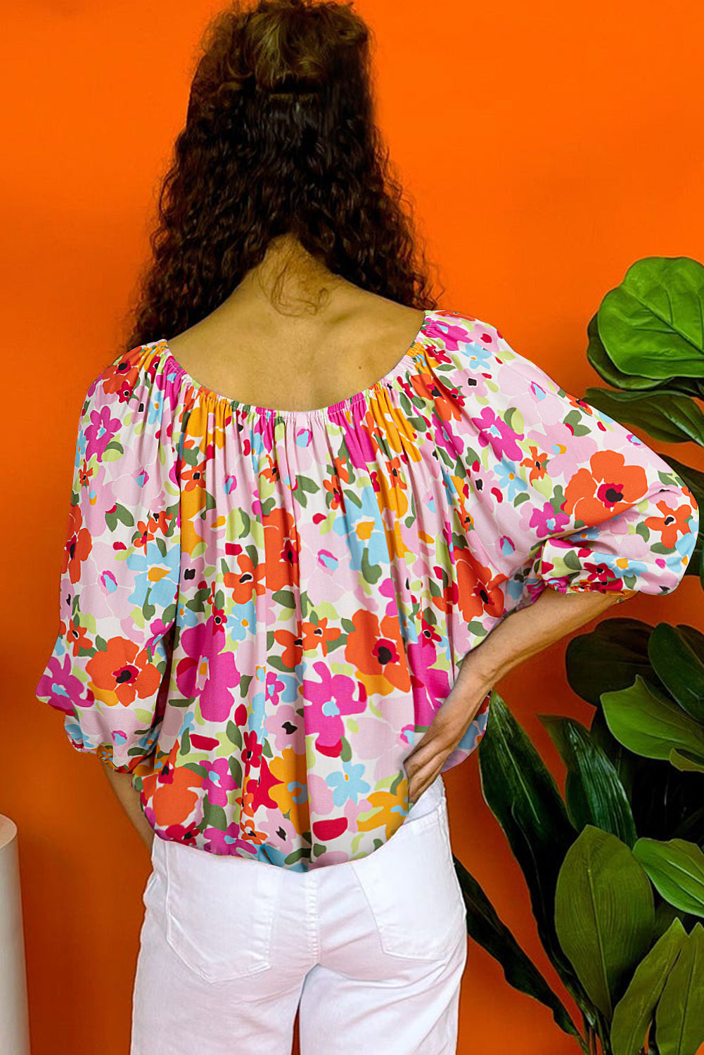 Red 60s Floral Print Puff Sleeve Pleated Elastic Neckline BlouseMaterial:100%Viscose



		This loose blouse allows for ease of movement and makes it a versatile piece
	
	
		The floral print is perfect for adding a pop of pri