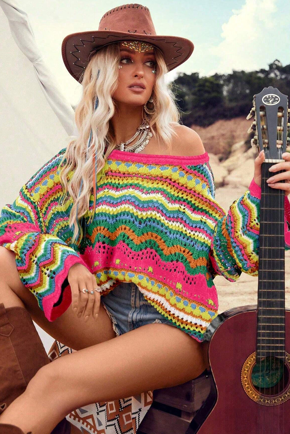 Rose Red Colorblock Striped Hollowed Knit Loose SweaterMaterial:55%Acrylic+45%Cotton

• Stay cozy and stylish in this sweater featuring a unique hollowed knit design for a trendy boho look.
• The loose fit of this swea