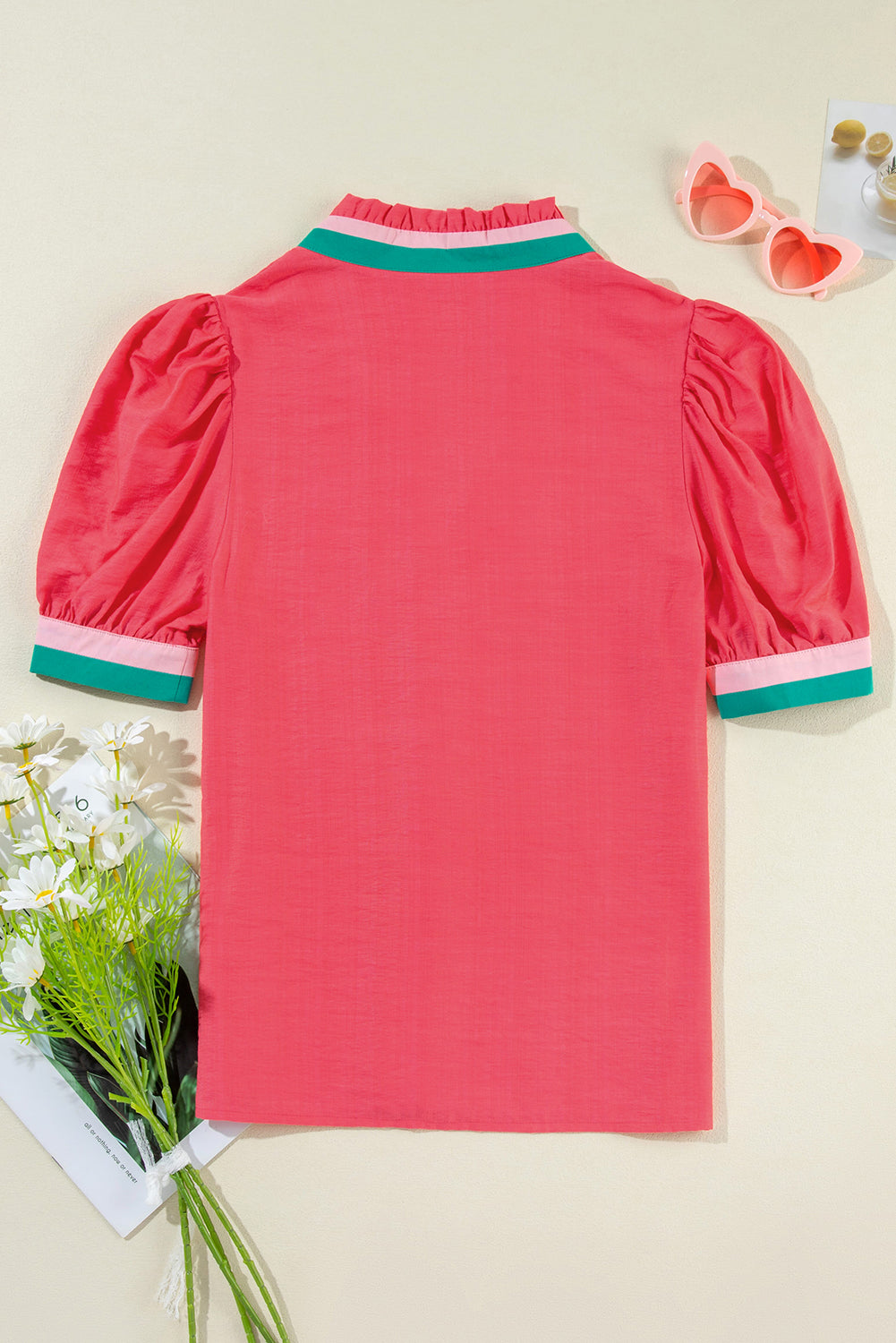 Carrot Colorful Stripe Trim V Neck Puff Sleeve BlouseMaterial:85%Viscose+15%Polyamide

• Embrace a blend of casual and floral style with the blouse, perfect for a laid-back yet chic look.
• Stand out with the vibrant